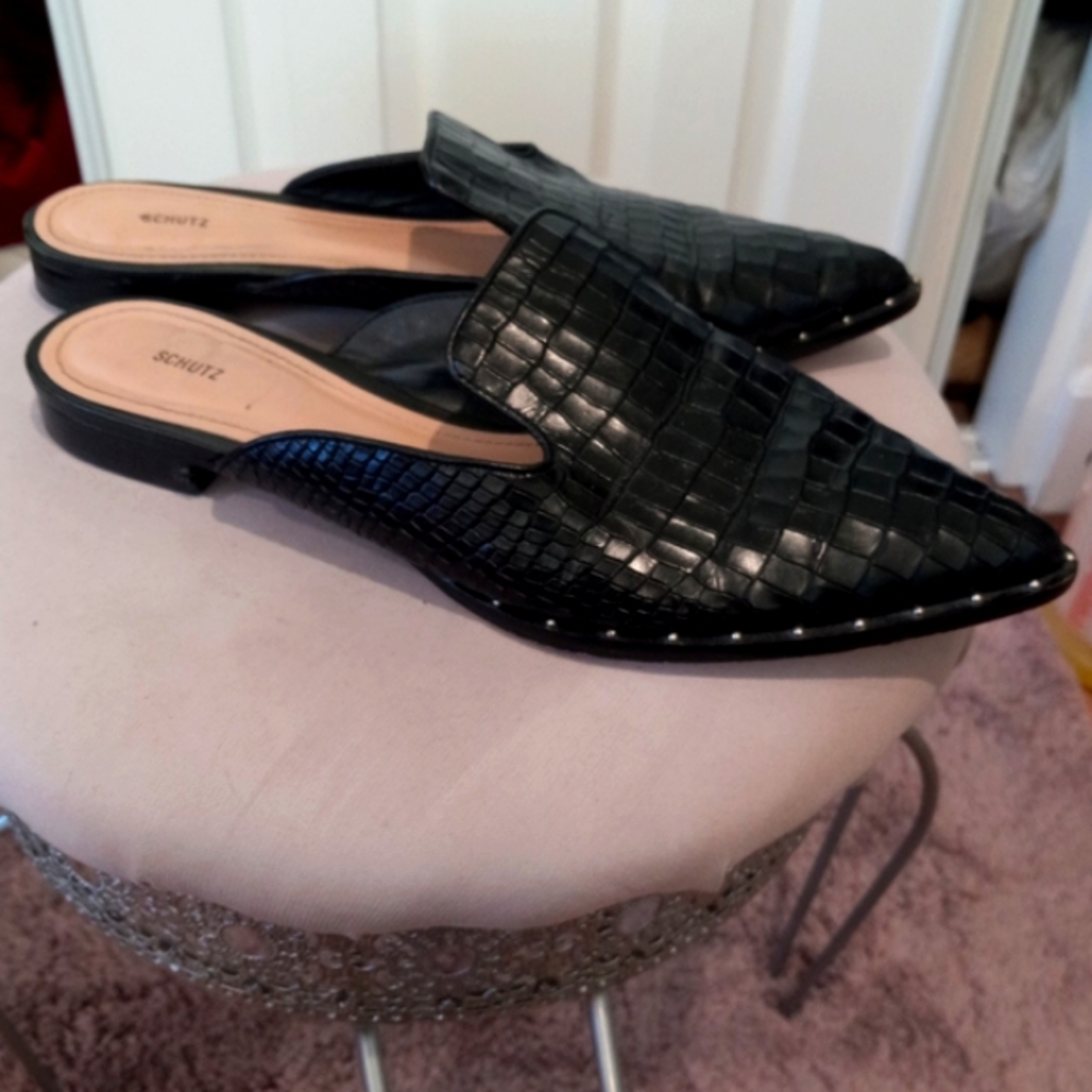 Schutz Black Croc-Embossed Pointed Mule